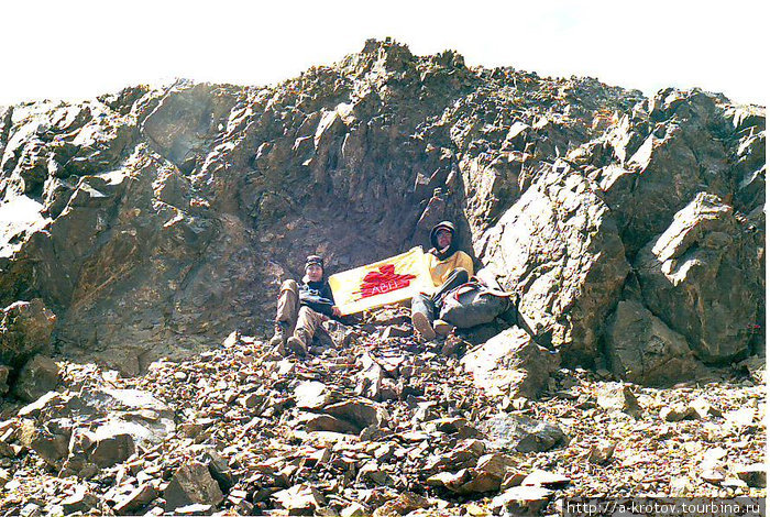 На перевале Гумбезкол (4800) Мургаб, Таджикистан