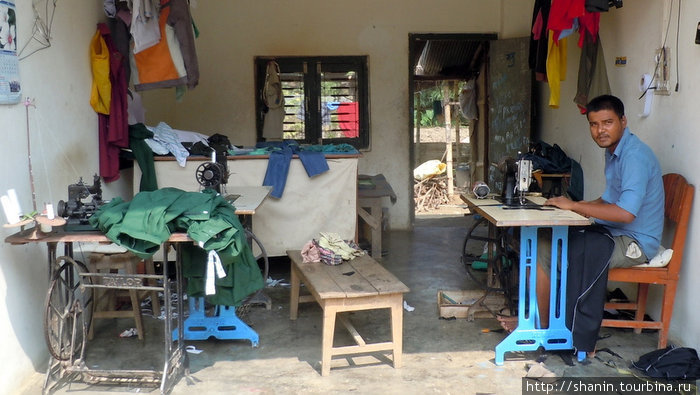 Швейная мастерская Зона Нараяни, Непал