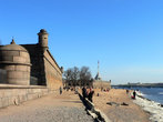 Петропавловская крепость, где был заключен писатель.