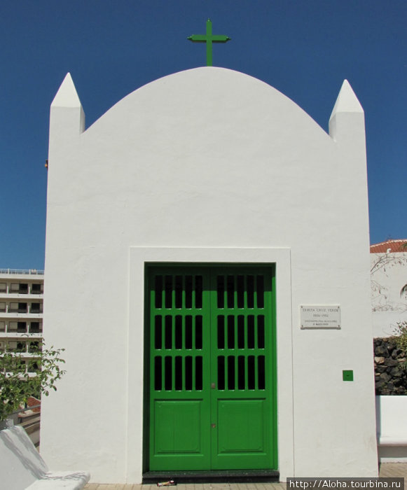Зеленая церковь. Пуэрто-де-ла-Крус, остров Тенерифе, Испания