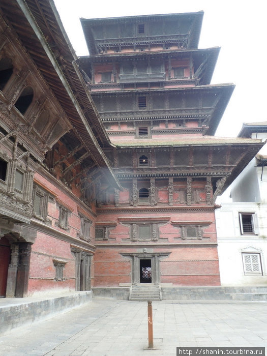 Музей Трибхувана Катманду, Непал