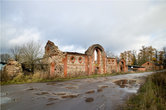Руины хозпостроек усадьбы Врангеля в п.Торосово