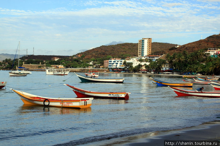 Лодки в Пампатаре Пампатар, Венесуэла