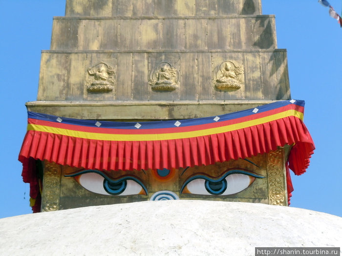 Пагода с глазами Катманду, Непал