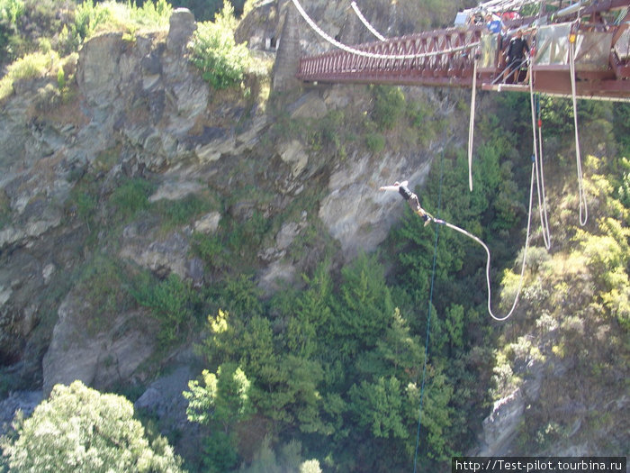 Родина тарзанки — Новая Зеландия. А начиналось всё с этого моста (мост Каварау) Франц-Джозеф, Новая Зеландия