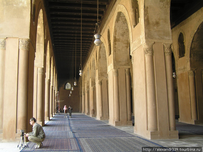 Каир. Мечеть Аль-Азхар Египет