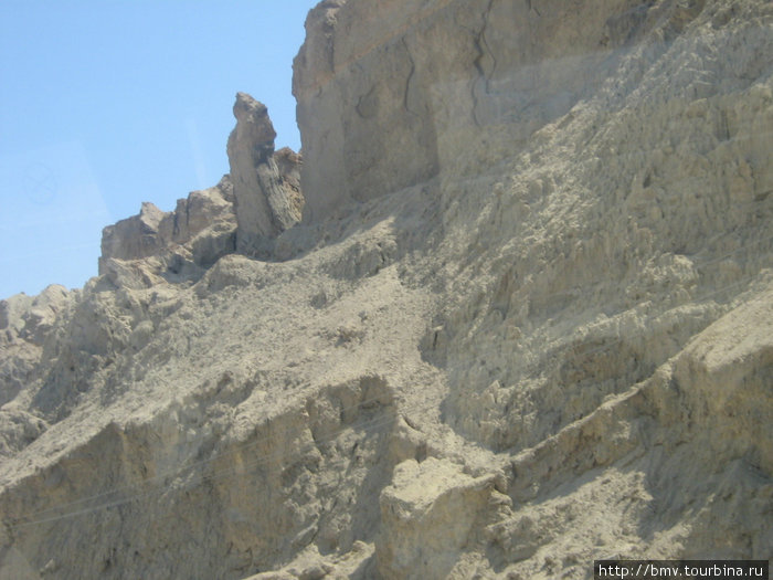 Соляные столбы у Мертвого моря. Мертвое море, Израиль
