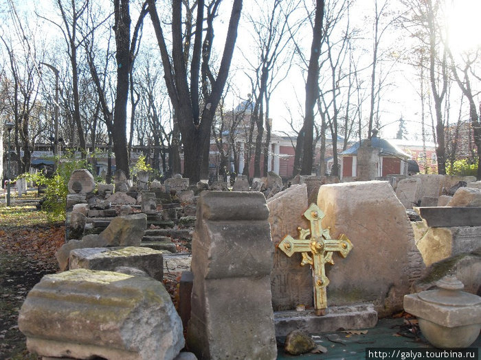 заброшенные могилы Москва, Россия