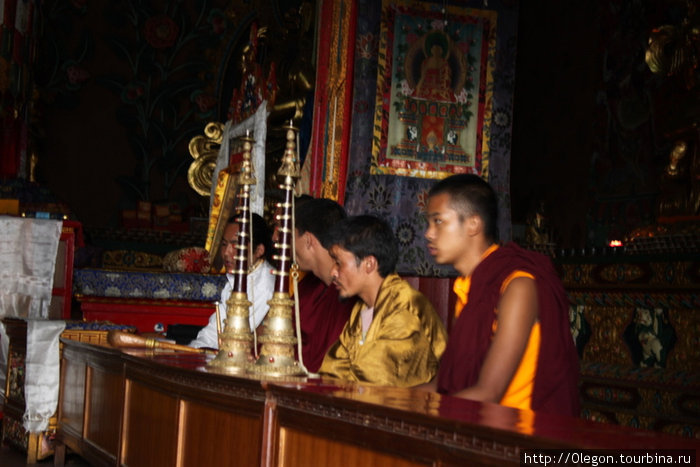 Тибетские монастыри вокруг ступы Буднатх Катманду, Непал