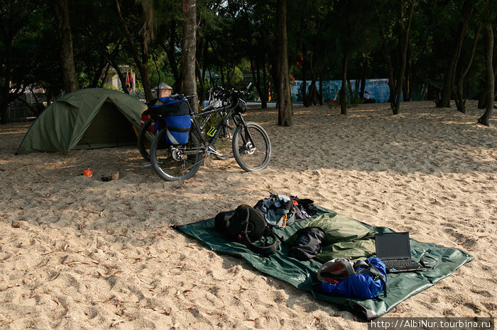 Наш лагерь на пляже。 Китай