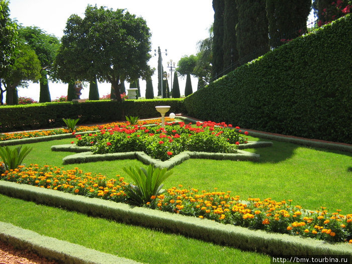 Бахайский сад