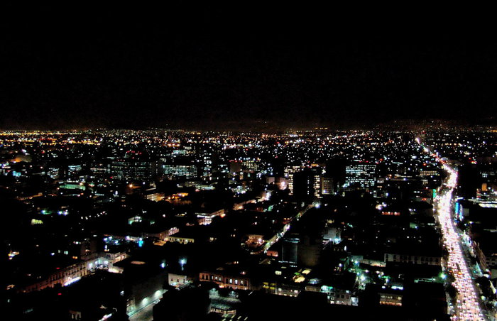 слева от проспекта Мехико, Мексика