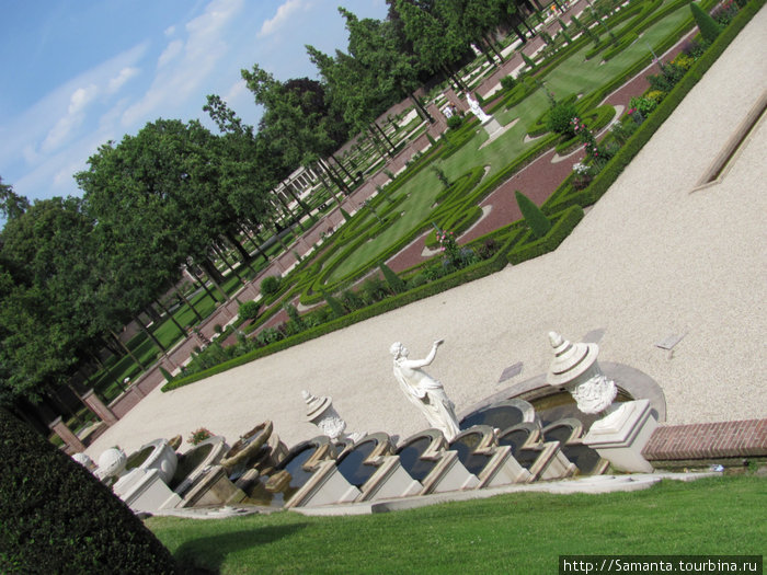 Парк Дворца Хет Лоо Апелдорн, Нидерланды
