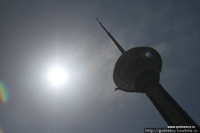 Жизнь в Тегеране Тегеран, Иран Жизнь в Тегеране Тегеран, Иран