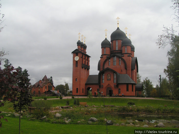 Вид на собор Токсово, Россия