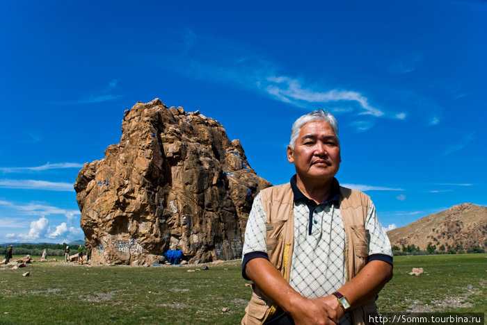 Дядюшка Хурц и священный камень тайхар Ара-Хангайский аймак, Монголия