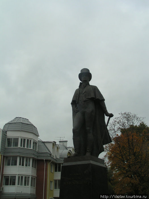 Памятник и окружающая застройка Всеволожск, Россия