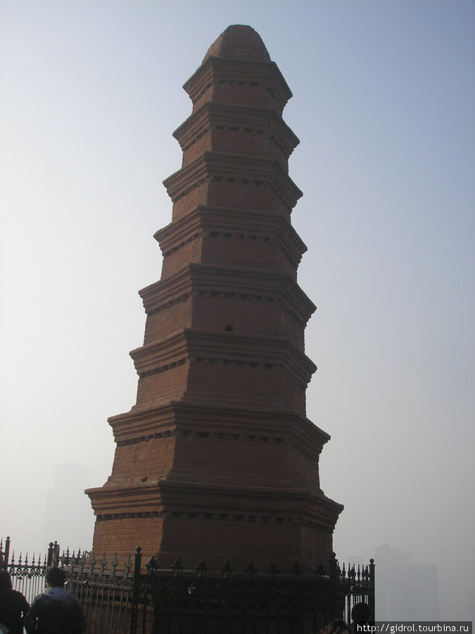 Пагода. Урумчи, Китай