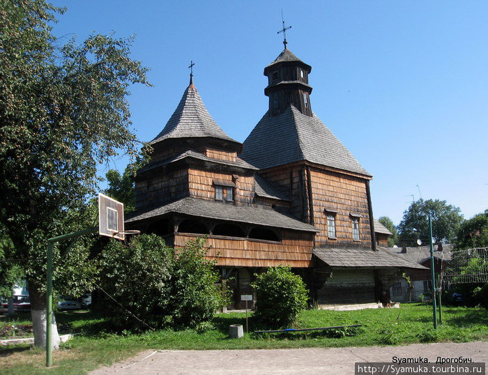 Храм Воздвижения Честного Креста. Дрогобыч, Украина