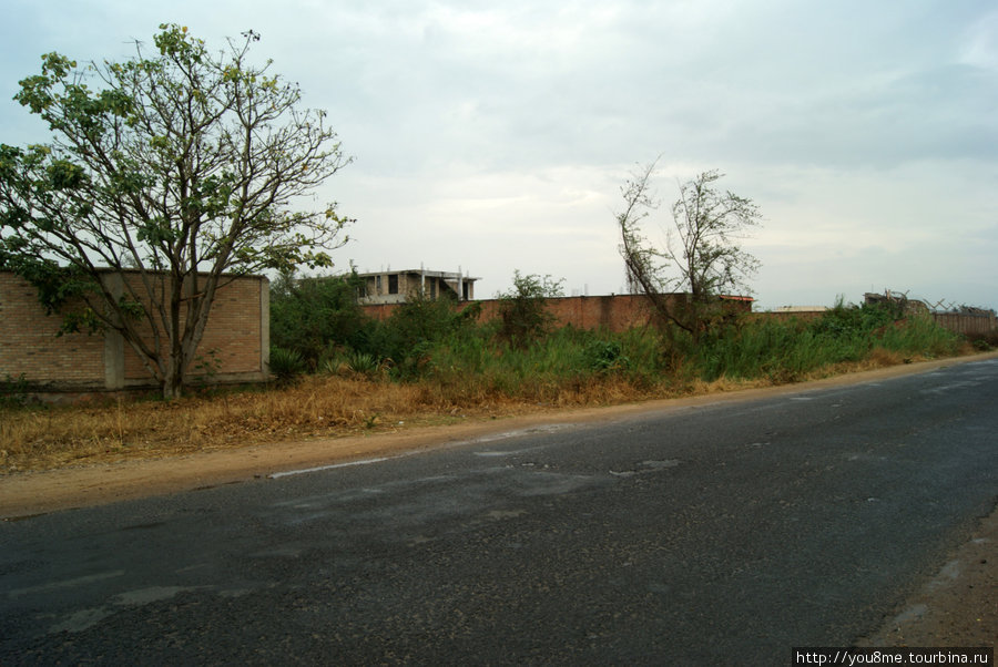 дорога в пригород Бужумбуры Бужумбура, Бурунди