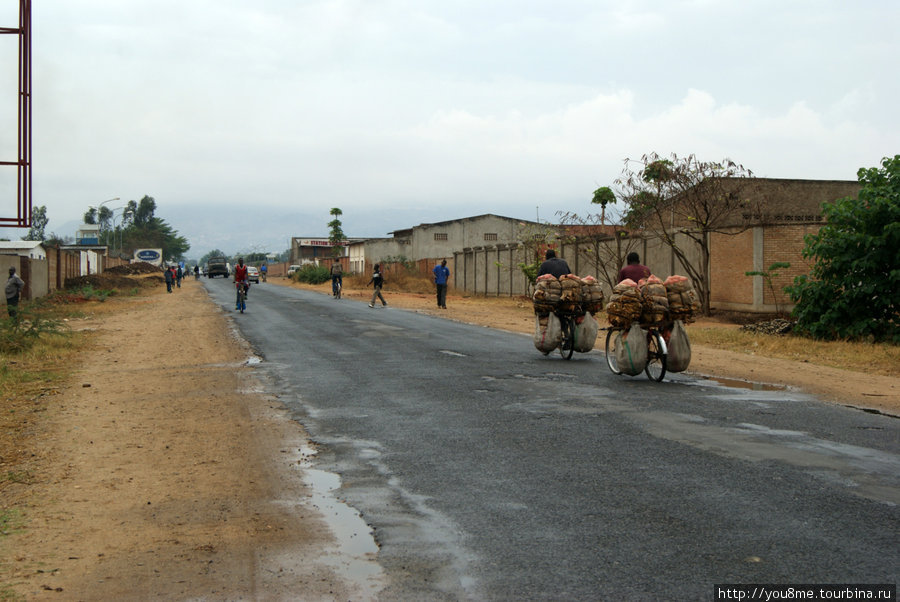 нагруженные велосипеды Бужумбура, Бурунди