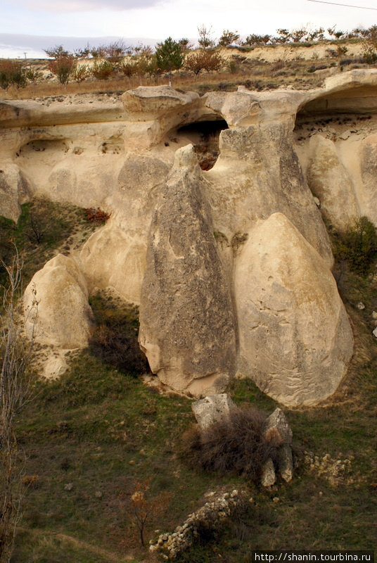 Типичный для Каппадокии пейзаж Мустафапаша, Турция