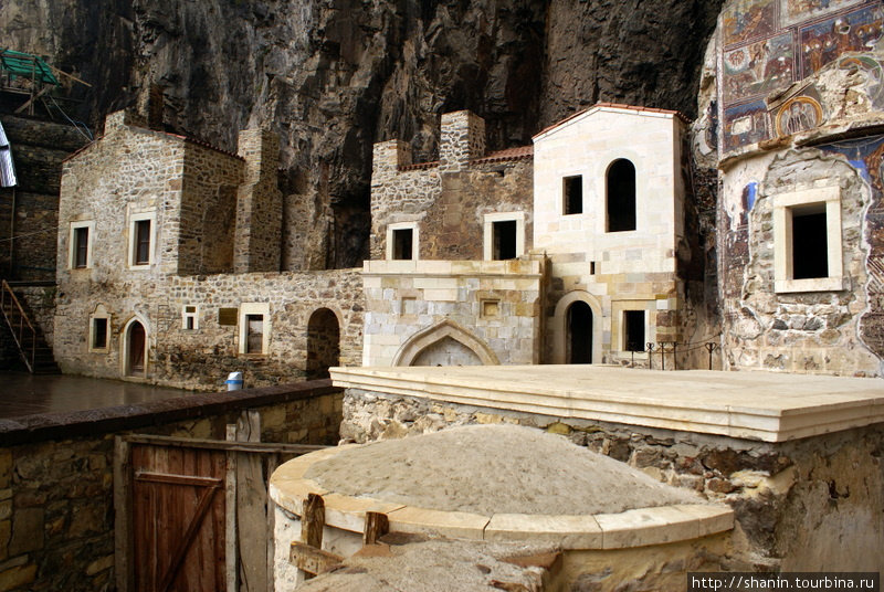 В монастыре Сумела Трабзон, Турция