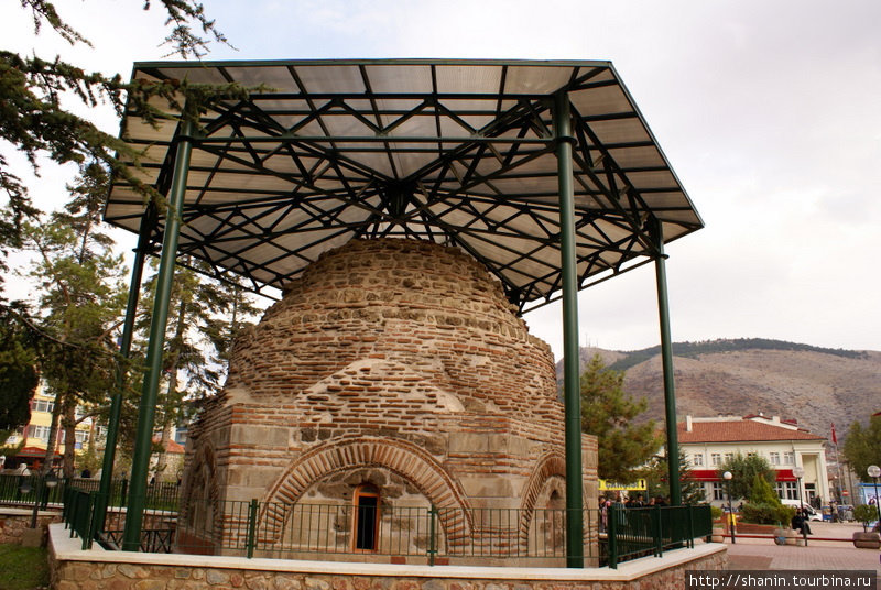 Гробница Бургач Хатун Токат, Турция