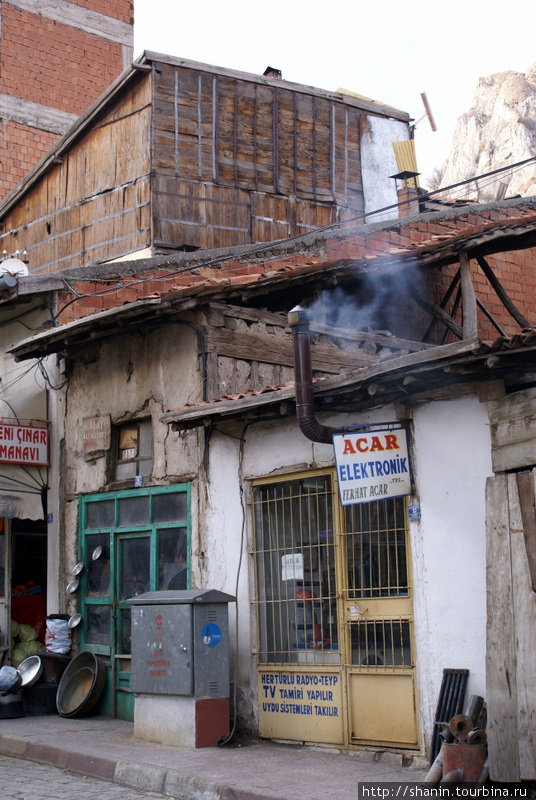 Зимой топят буржуйками Токат, Турция