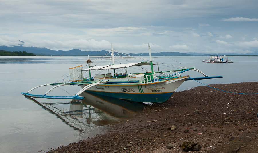 Бангка — основное средство передвижения тут Пуэрто-Принсеса, остров Палаван, Филиппины