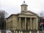Лютеранская кирха св. Николая возведена в 1825-28 гг. архитектором Д. Квадри на месте деревянной кирхи 1794 года.
