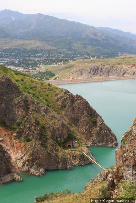 Два кубических километра воды Чарвак, Узбекистан