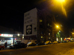 Ночной вид на культурный центр Тахелес.