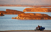 Солёное озеро Zaytun