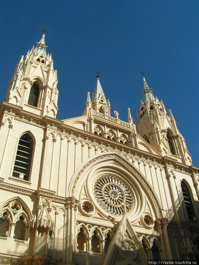 Фасад церкви Малага, Испания