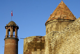 Мечеть и колокольня в крепости