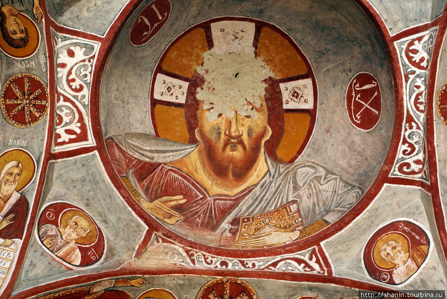 Христос Вседержатель на куполе церкви Гёреме, Турция