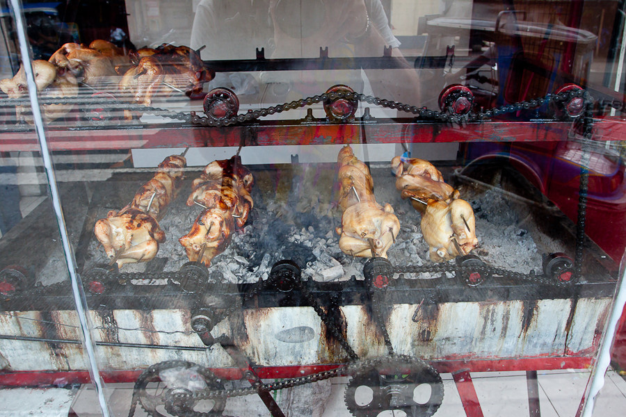 Шикарный аппарат по приготовлению куриц-гриль! Пагсаньян, Филиппины