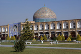Мечеть Щейх-Лотфоллах на площади Имама Хомейни