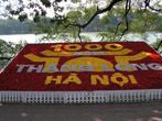 В октябре 2010 года Ханой торжественно отметил своё 1000 — летие. В городе много цветов, флагов. Город имеет современное название с 1831 года, ранее — Тханглонг (Взлетающий дракон)