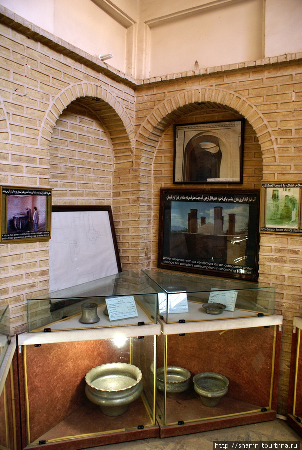 В музее воды Йезд, Иран