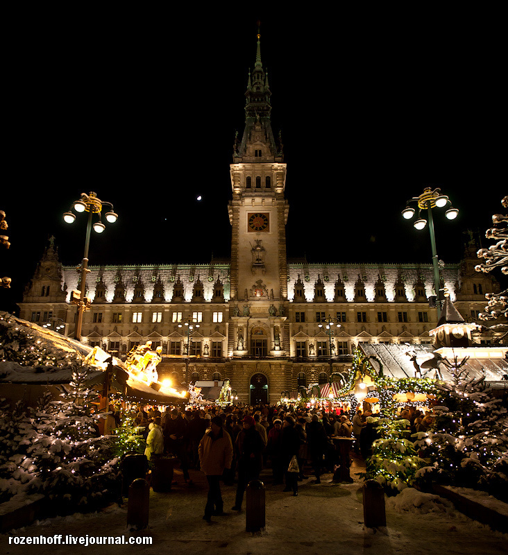 Рождественские базары: в Гамбурге. Гамбург, Германия