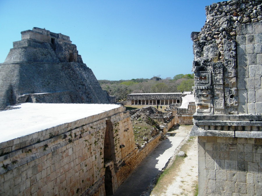 Украшения стен Ушмаль, Мексика