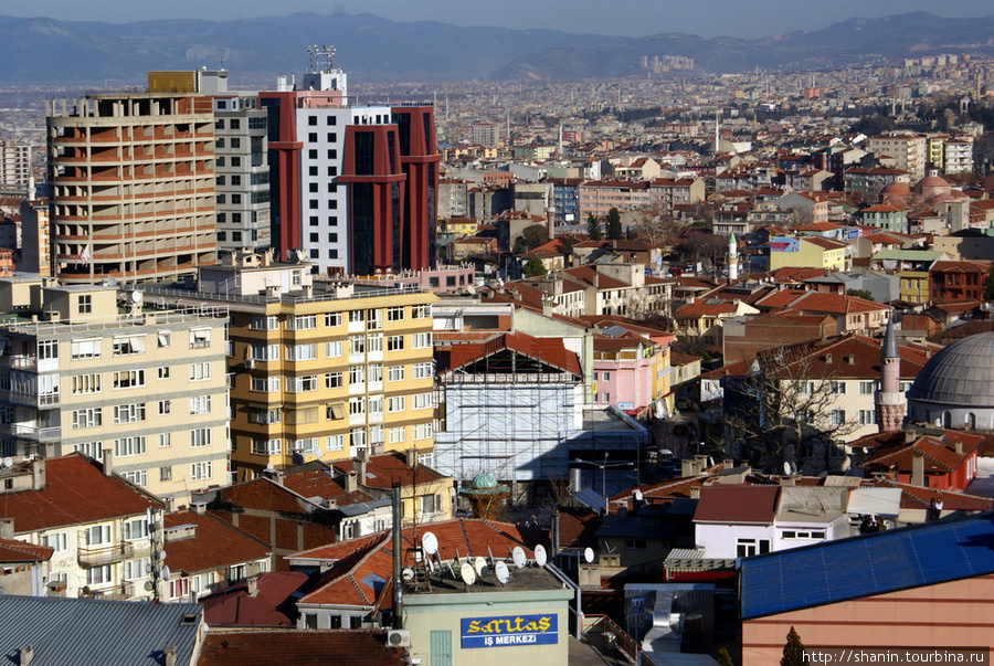 Вид на Бурсу из района Хичсар Бурса, Турция