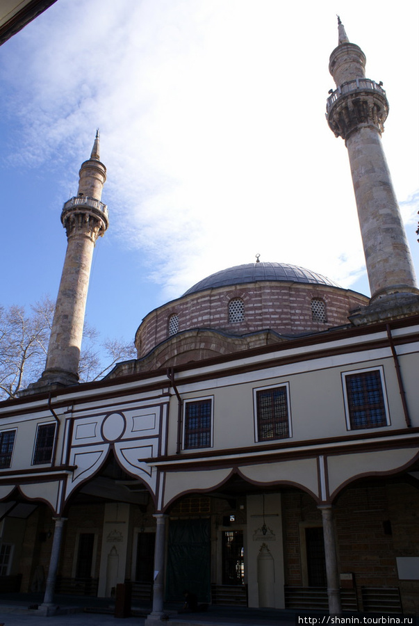 Минареты мечети Эмирсултан Бурса, Турция