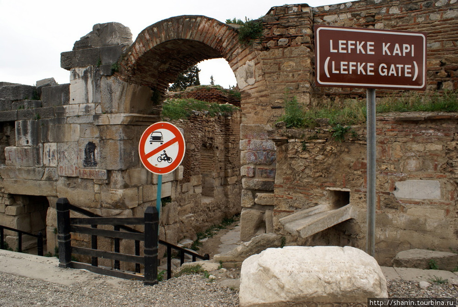 Ворота Лефке в Изнике Изник, Турция