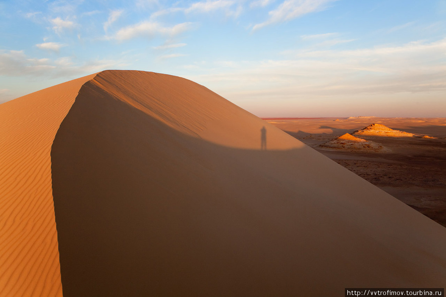 Автопортрет в большой песочнице Оазис Сива, Египет