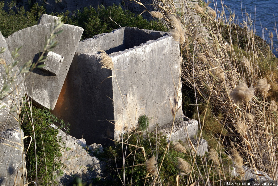 Вскрытая гробница Остров Кекова, Турция