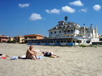 Отель на пляже