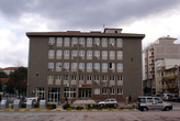 Здание на площади перед Муниципалитетом